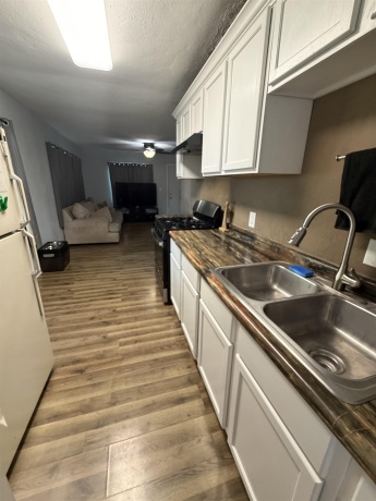 902 Hayes, SOUTH BELOIT, Illinois 61080, 2 Bedrooms Bedrooms, ,1 BathroomBathrooms,House,For Sale,Hayes,202604159