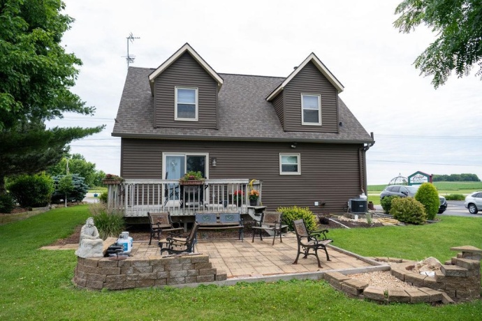 11385 US Route 20 East, STOCKTON, Illinois 61085, 4 Bedrooms Bedrooms, ,1 BathroomBathrooms,House,For Sale,US Route 20 East,202604160