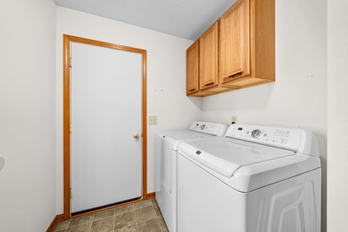 219 Acorn, POPLAR GROVE, Illinois 61065, 3 Bedrooms Bedrooms, ,2 BathroomsBathrooms,House,For Sale,Acorn,202604162