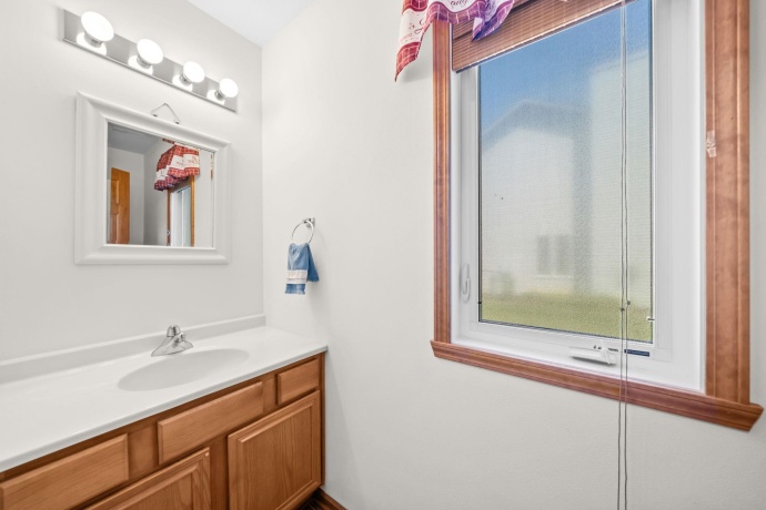 219 Acorn, POPLAR GROVE, Illinois 61065, 3 Bedrooms Bedrooms, ,2 BathroomsBathrooms,House,For Sale,Acorn,202604162