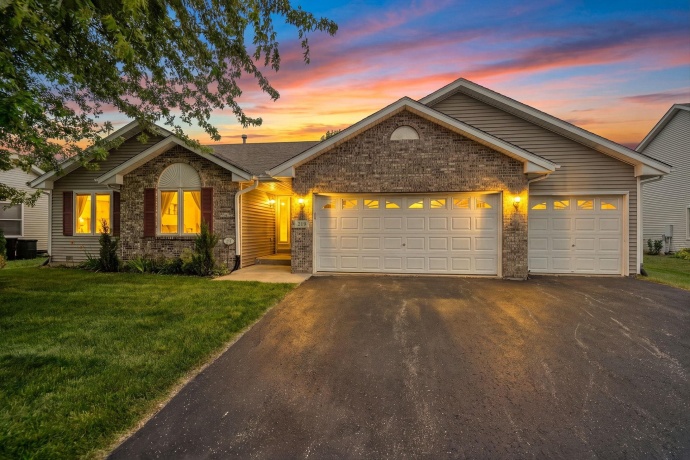 219 Acorn, POPLAR GROVE, Illinois 61065, 3 Bedrooms Bedrooms, ,2 BathroomsBathrooms,House,For Sale,Acorn,202604162