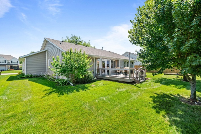 219 Acorn, POPLAR GROVE, Illinois 61065, 3 Bedrooms Bedrooms, ,2 BathroomsBathrooms,House,For Sale,Acorn,202604162