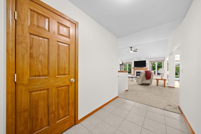 219 Acorn, POPLAR GROVE, Illinois 61065, 3 Bedrooms Bedrooms, ,2 BathroomsBathrooms,House,For Sale,Acorn,202604162
