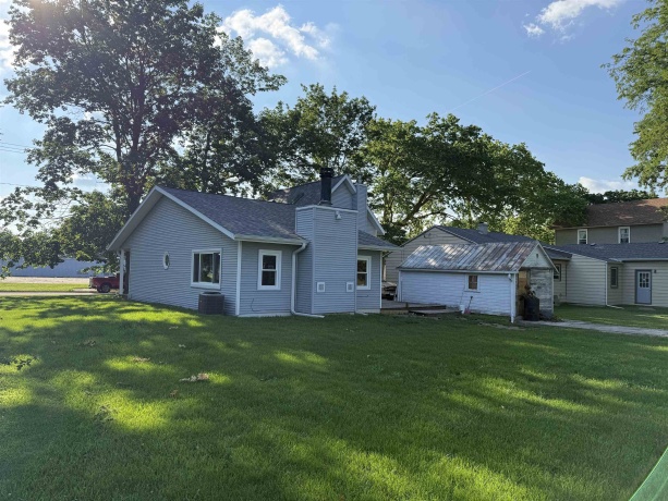 805 5th, OREGON, Illinois 61061, 2 Bedrooms Bedrooms, ,2 BathroomsBathrooms,House,For Sale,5th,202604163