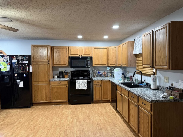 805 5th, OREGON, Illinois 61061, 2 Bedrooms Bedrooms, ,2 BathroomsBathrooms,House,For Sale,5th,202604163