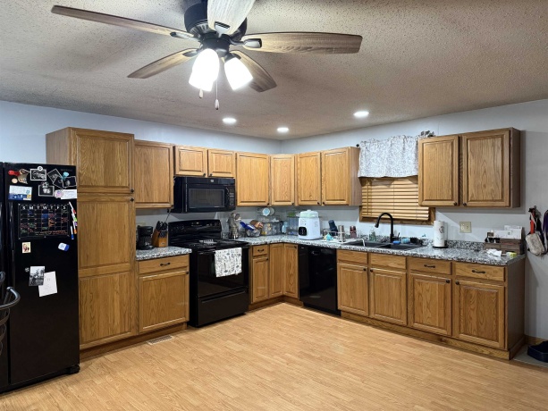 805 5th, OREGON, Illinois 61061, 2 Bedrooms Bedrooms, ,2 BathroomsBathrooms,House,For Sale,5th,202604163