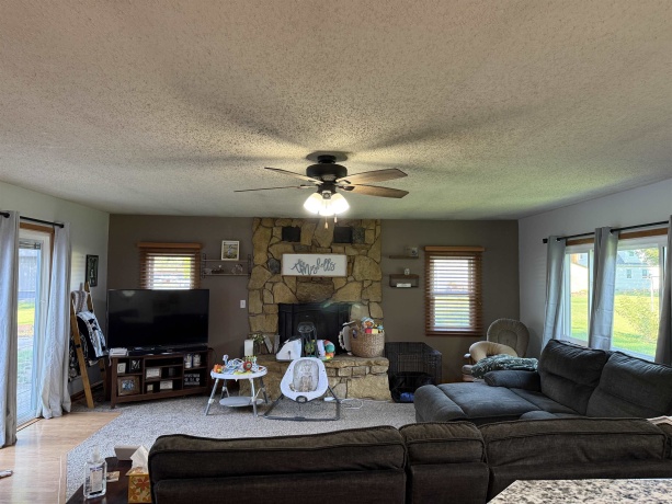 805 5th, OREGON, Illinois 61061, 2 Bedrooms Bedrooms, ,2 BathroomsBathrooms,House,For Sale,5th,202604163