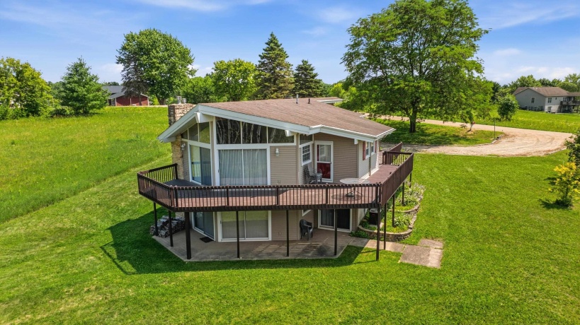 3A182 General Sheridan, APPLE RIVER, Illinois 61001, 3 Bedrooms Bedrooms, ,2 BathroomsBathrooms,House,For Sale,General Sheridan,202604164