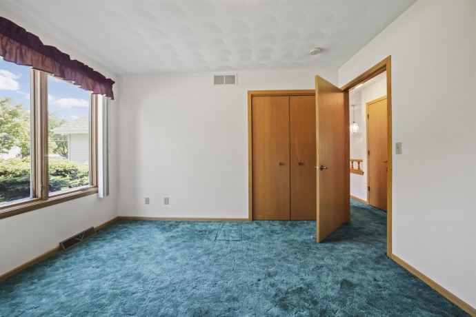 5939 Chestnut, ROSCOE, Illinois 61073, 3 Bedrooms Bedrooms, ,2 BathroomsBathrooms,House,For Sale,Chestnut,202604165