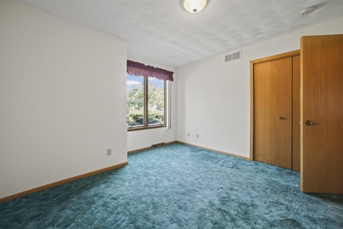 5939 Chestnut, ROSCOE, Illinois 61073, 3 Bedrooms Bedrooms, ,2 BathroomsBathrooms,House,For Sale,Chestnut,202604165