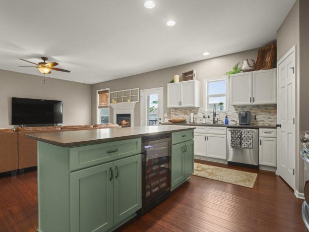 6382 Edgewood, MACHESNEY PARK, Illinois 61115, 3 Bedrooms Bedrooms, ,2 BathroomsBathrooms,House,For Sale,Edgewood,202604166