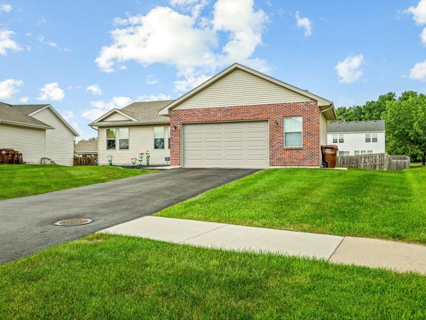 6382 Edgewood, MACHESNEY PARK, Illinois 61115, 3 Bedrooms Bedrooms, ,2 BathroomsBathrooms,House,For Sale,Edgewood,202604166