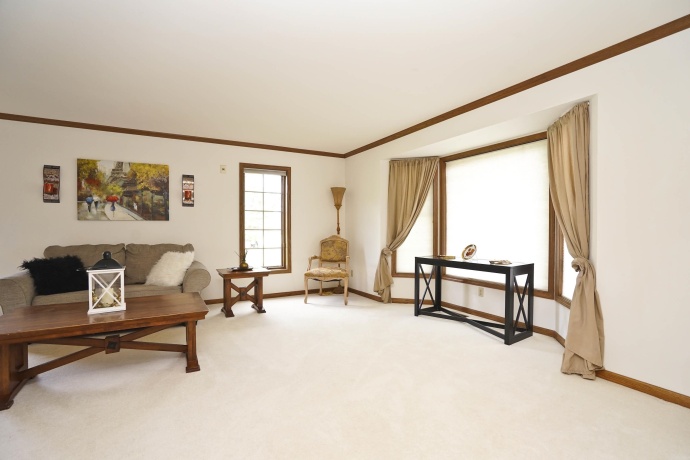 520 Schauer, ROCKFORD, Illinois 61107, 4 Bedrooms Bedrooms, ,4 BathroomsBathrooms,House,For Sale,Schauer,202604171