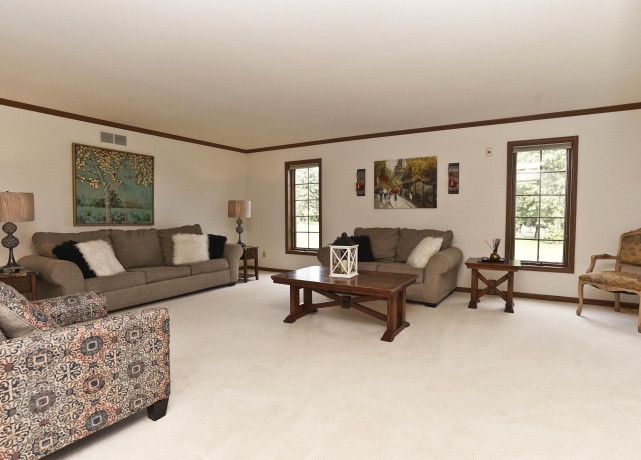 520 Schauer, ROCKFORD, Illinois 61107, 4 Bedrooms Bedrooms, ,4 BathroomsBathrooms,House,For Sale,Schauer,202604171