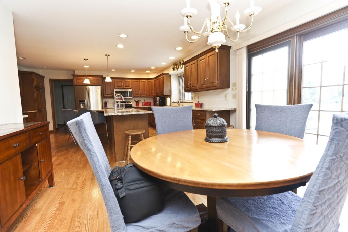 520 Schauer, ROCKFORD, Illinois 61107, 4 Bedrooms Bedrooms, ,4 BathroomsBathrooms,House,For Sale,Schauer,202604171