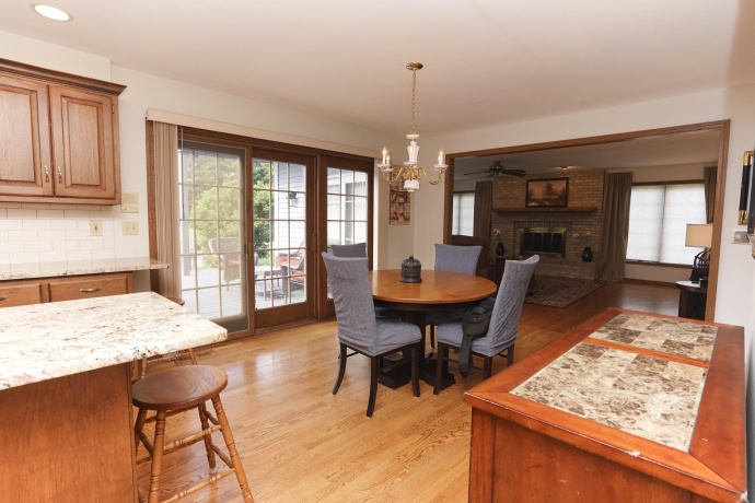 520 Schauer, ROCKFORD, Illinois 61107, 4 Bedrooms Bedrooms, ,4 BathroomsBathrooms,House,For Sale,Schauer,202604171
