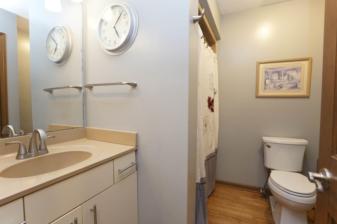 520 Schauer, ROCKFORD, Illinois 61107, 4 Bedrooms Bedrooms, ,4 BathroomsBathrooms,House,For Sale,Schauer,202604171