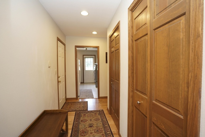 520 Schauer, ROCKFORD, Illinois 61107, 4 Bedrooms Bedrooms, ,4 BathroomsBathrooms,House,For Sale,Schauer,202604171
