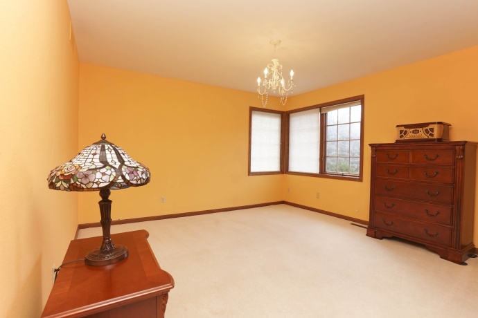 520 Schauer, ROCKFORD, Illinois 61107, 4 Bedrooms Bedrooms, ,4 BathroomsBathrooms,House,For Sale,Schauer,202604171
