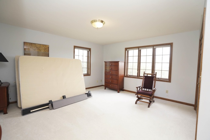 520 Schauer, ROCKFORD, Illinois 61107, 4 Bedrooms Bedrooms, ,4 BathroomsBathrooms,House,For Sale,Schauer,202604171