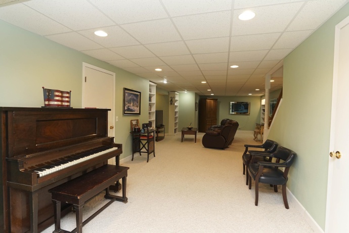 520 Schauer, ROCKFORD, Illinois 61107, 4 Bedrooms Bedrooms, ,4 BathroomsBathrooms,House,For Sale,Schauer,202604171