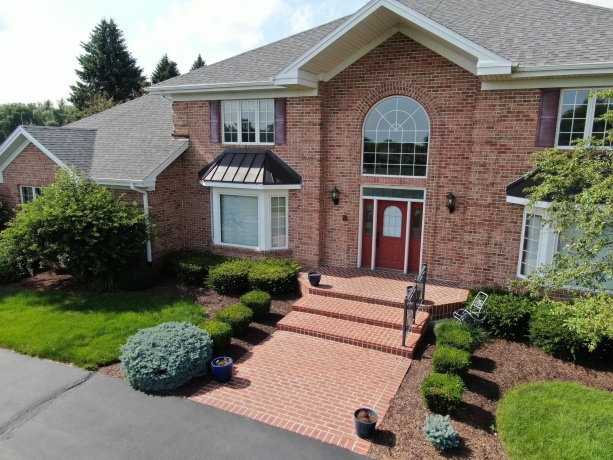 520 Schauer, ROCKFORD, Illinois 61107, 4 Bedrooms Bedrooms, ,4 BathroomsBathrooms,House,For Sale,Schauer,202604171