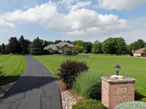 520 Schauer, ROCKFORD, Illinois 61107, 4 Bedrooms Bedrooms, ,4 BathroomsBathrooms,House,For Sale,Schauer,202604171