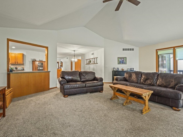 2085 Lake Summerset, DAVIS, Illinois 61019, 6 Bedrooms Bedrooms, ,3 BathroomsBathrooms,House,For Sale,Lake Summerset,202604172