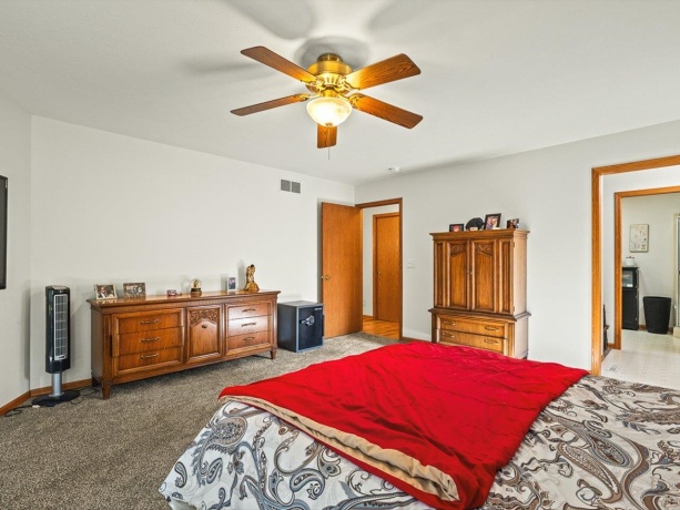 2085 Lake Summerset, DAVIS, Illinois 61019, 6 Bedrooms Bedrooms, ,3 BathroomsBathrooms,House,For Sale,Lake Summerset,202604172