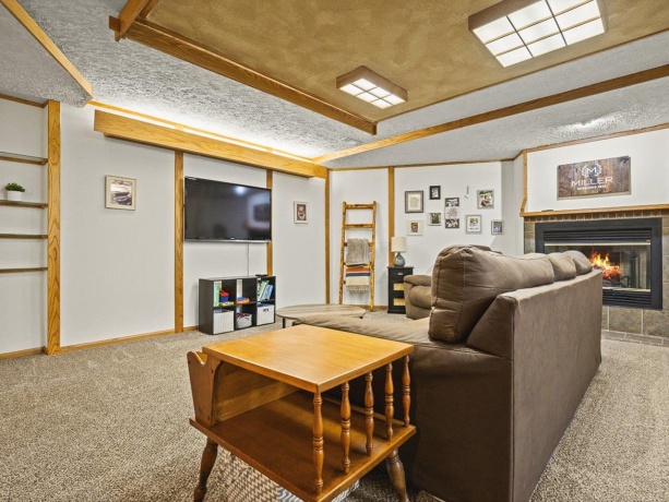 2085 Lake Summerset, DAVIS, Illinois 61019, 6 Bedrooms Bedrooms, ,3 BathroomsBathrooms,House,For Sale,Lake Summerset,202604172