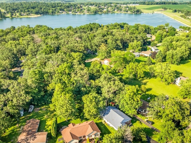 2085 Lake Summerset, DAVIS, Illinois 61019, 6 Bedrooms Bedrooms, ,3 BathroomsBathrooms,House,For Sale,Lake Summerset,202604172