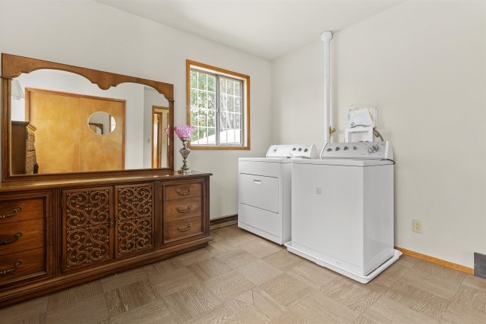 2112 Maple, LOVES PARK, Illinois 61111, 3 Bedrooms Bedrooms, ,1 BathroomBathrooms,House,For Sale,Maple,202604173