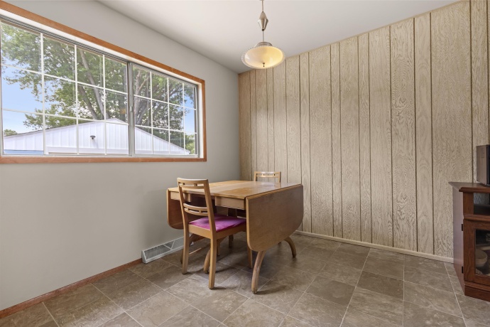 2112 Maple, LOVES PARK, Illinois 61111, 3 Bedrooms Bedrooms, ,1 BathroomBathrooms,House,For Sale,Maple,202604173