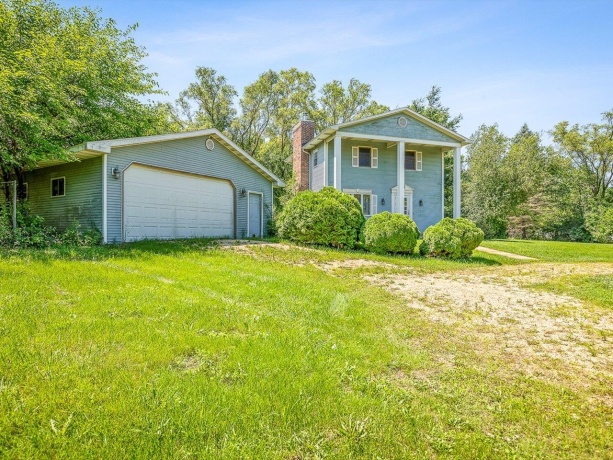 3637 BAXTER, ROCKFORD, Illinois 61109, 3 Bedrooms Bedrooms, ,2 BathroomsBathrooms,House,For Sale,BAXTER,202604174