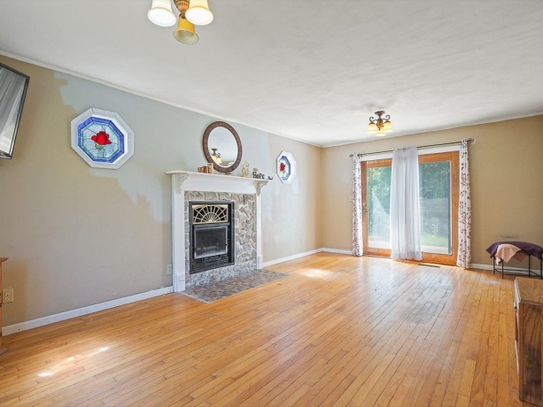 3637 BAXTER, ROCKFORD, Illinois 61109, 3 Bedrooms Bedrooms, ,2 BathroomsBathrooms,House,For Sale,BAXTER,202604174