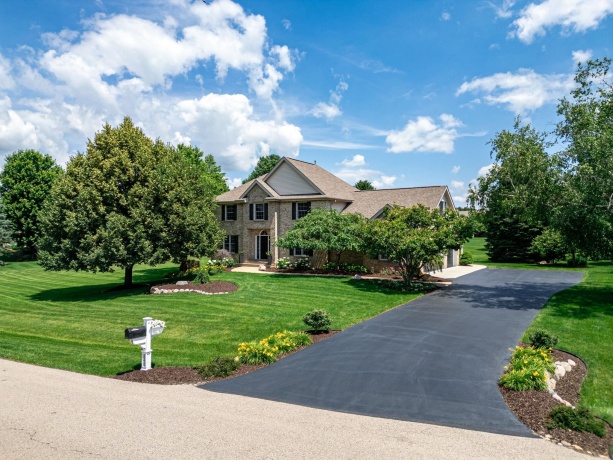 840 BOULDER RIDGE, BELVIDERE, Illinois 61008, 4 Bedrooms Bedrooms, ,3 BathroomsBathrooms,House,For Sale,BOULDER RIDGE,202604175