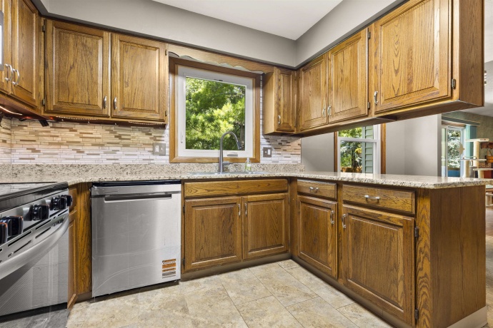 5374 GINGERIDGE, ROCKFORD, Illinois 61114, 5 Bedrooms Bedrooms, ,2 BathroomsBathrooms,House,For Sale,GINGERIDGE,202604176