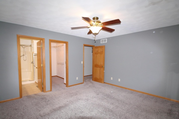 6811 Hedgewood, ROCKFORD, Illinois 61108, 3 Bedrooms Bedrooms, ,2 BathroomsBathrooms,House,For Sale,Hedgewood,202604177