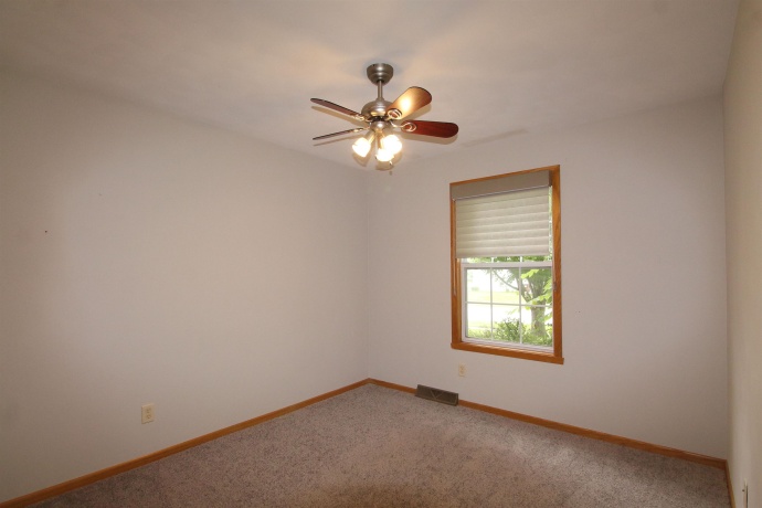 6811 Hedgewood, ROCKFORD, Illinois 61108, 3 Bedrooms Bedrooms, ,2 BathroomsBathrooms,House,For Sale,Hedgewood,202604177