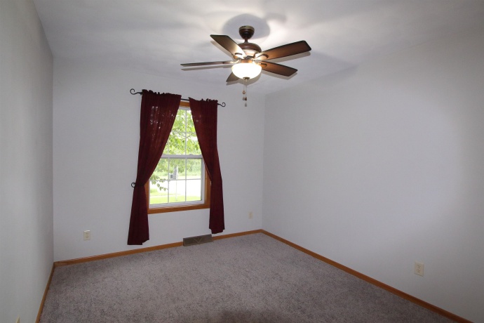 6811 Hedgewood, ROCKFORD, Illinois 61108, 3 Bedrooms Bedrooms, ,2 BathroomsBathrooms,House,For Sale,Hedgewood,202604177