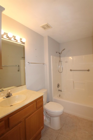 6811 Hedgewood, ROCKFORD, Illinois 61108, 3 Bedrooms Bedrooms, ,2 BathroomsBathrooms,House,For Sale,Hedgewood,202604177