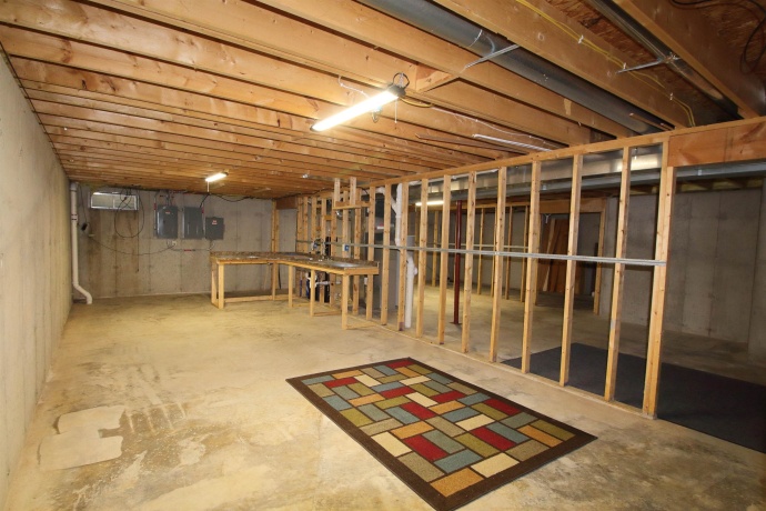 6811 Hedgewood, ROCKFORD, Illinois 61108, 3 Bedrooms Bedrooms, ,2 BathroomsBathrooms,House,For Sale,Hedgewood,202604177