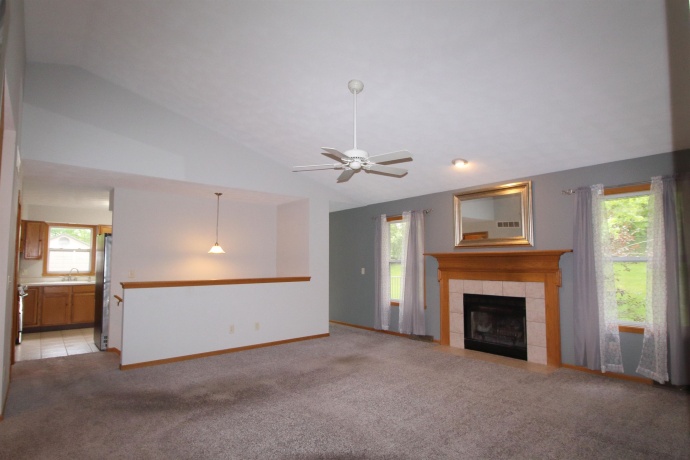 6811 Hedgewood, ROCKFORD, Illinois 61108, 3 Bedrooms Bedrooms, ,2 BathroomsBathrooms,House,For Sale,Hedgewood,202604177