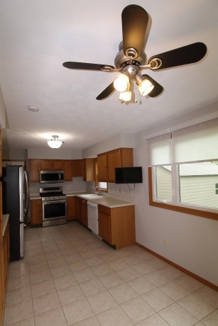 6811 Hedgewood, ROCKFORD, Illinois 61108, 3 Bedrooms Bedrooms, ,2 BathroomsBathrooms,House,For Sale,Hedgewood,202604177