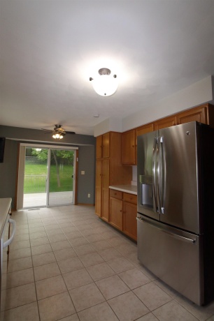 6811 Hedgewood, ROCKFORD, Illinois 61108, 3 Bedrooms Bedrooms, ,2 BathroomsBathrooms,House,For Sale,Hedgewood,202604177