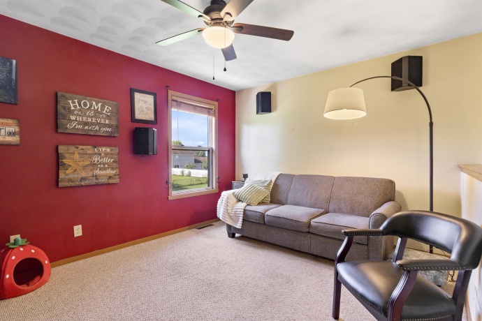 2266 Edge Rock, ROCKTON, Illinois 61072, 3 Bedrooms Bedrooms, ,2 BathroomsBathrooms,House,For Sale,Edge Rock,202604182