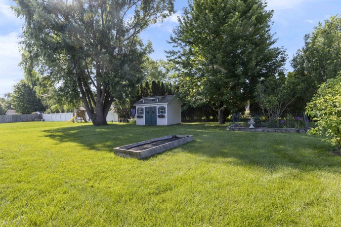 2266 Edge Rock, ROCKTON, Illinois 61072, 3 Bedrooms Bedrooms, ,2 BathroomsBathrooms,House,For Sale,Edge Rock,202604182