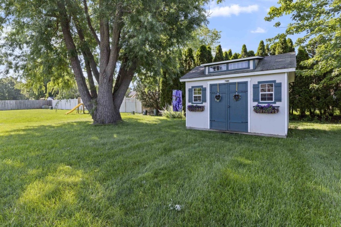 2266 Edge Rock, ROCKTON, Illinois 61072, 3 Bedrooms Bedrooms, ,2 BathroomsBathrooms,House,For Sale,Edge Rock,202604182
