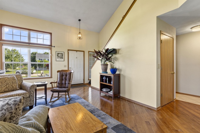 2266 Edge Rock, ROCKTON, Illinois 61072, 3 Bedrooms Bedrooms, ,2 BathroomsBathrooms,House,For Sale,Edge Rock,202604182