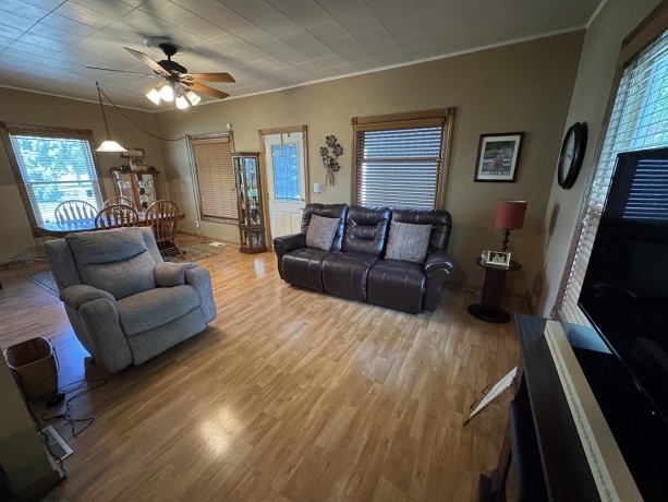 80 Snow, Chadwick, Illinois 61014, 3 Bedrooms Bedrooms, ,1 BathroomBathrooms,House,For Sale,Snow,202604185